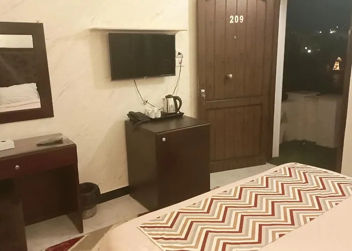 Dolphin Continental Hotel 3*