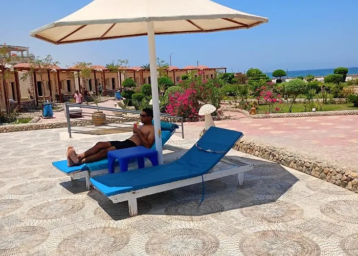 Dolphin Continental Hotel