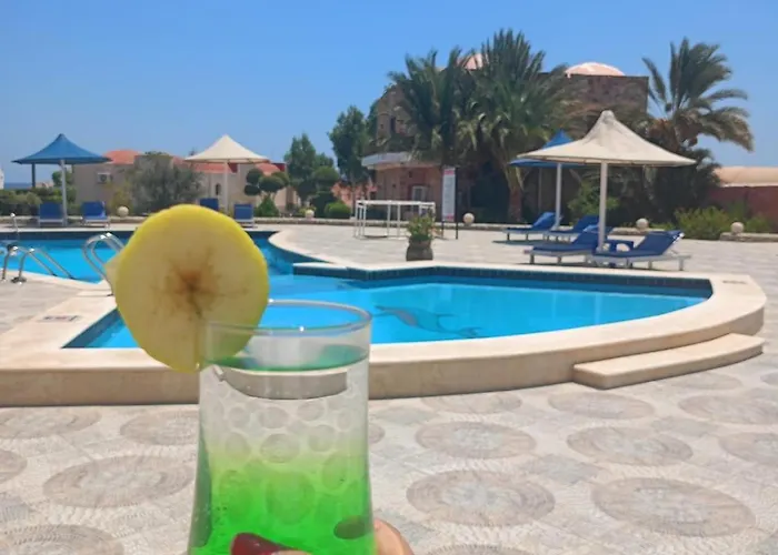 Dolphin Continental Hotel