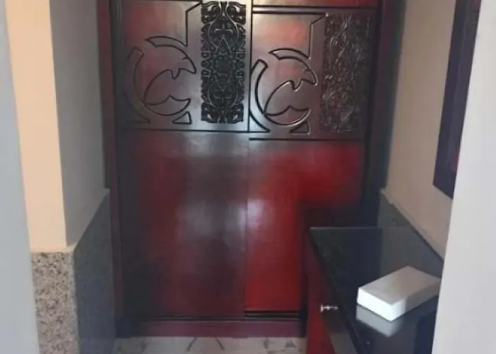 Hotel Dolphin Continental 3*